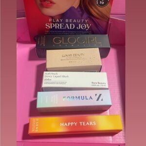 Ipsy box five products full size